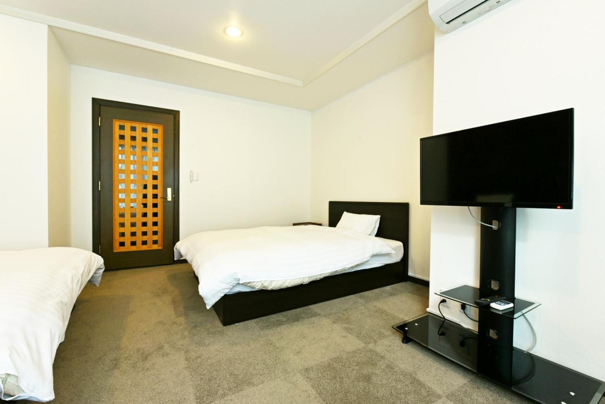Hostel Pleasure Maruyama 삿포로 시 객실 사진